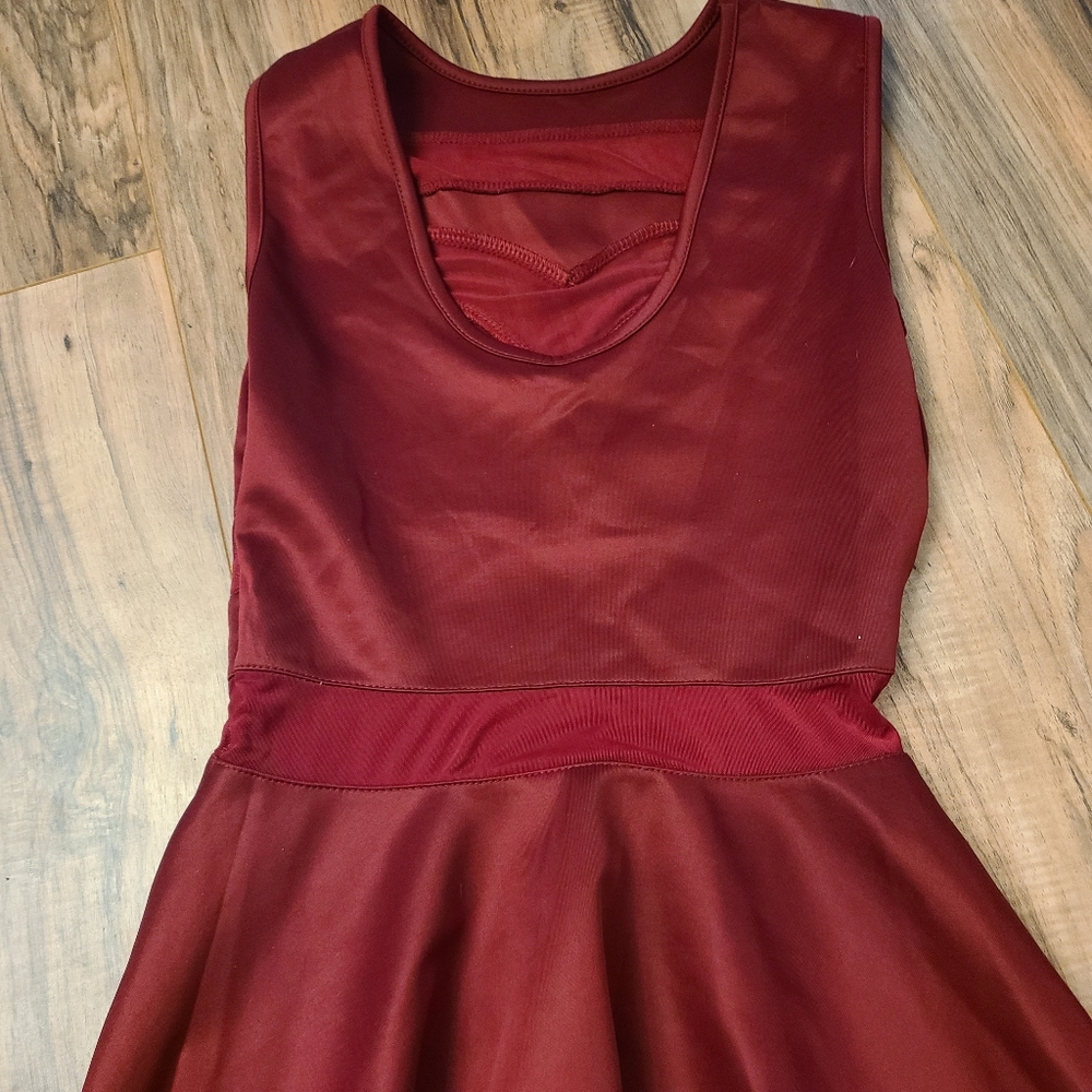 Dress - Picture 2 of 5